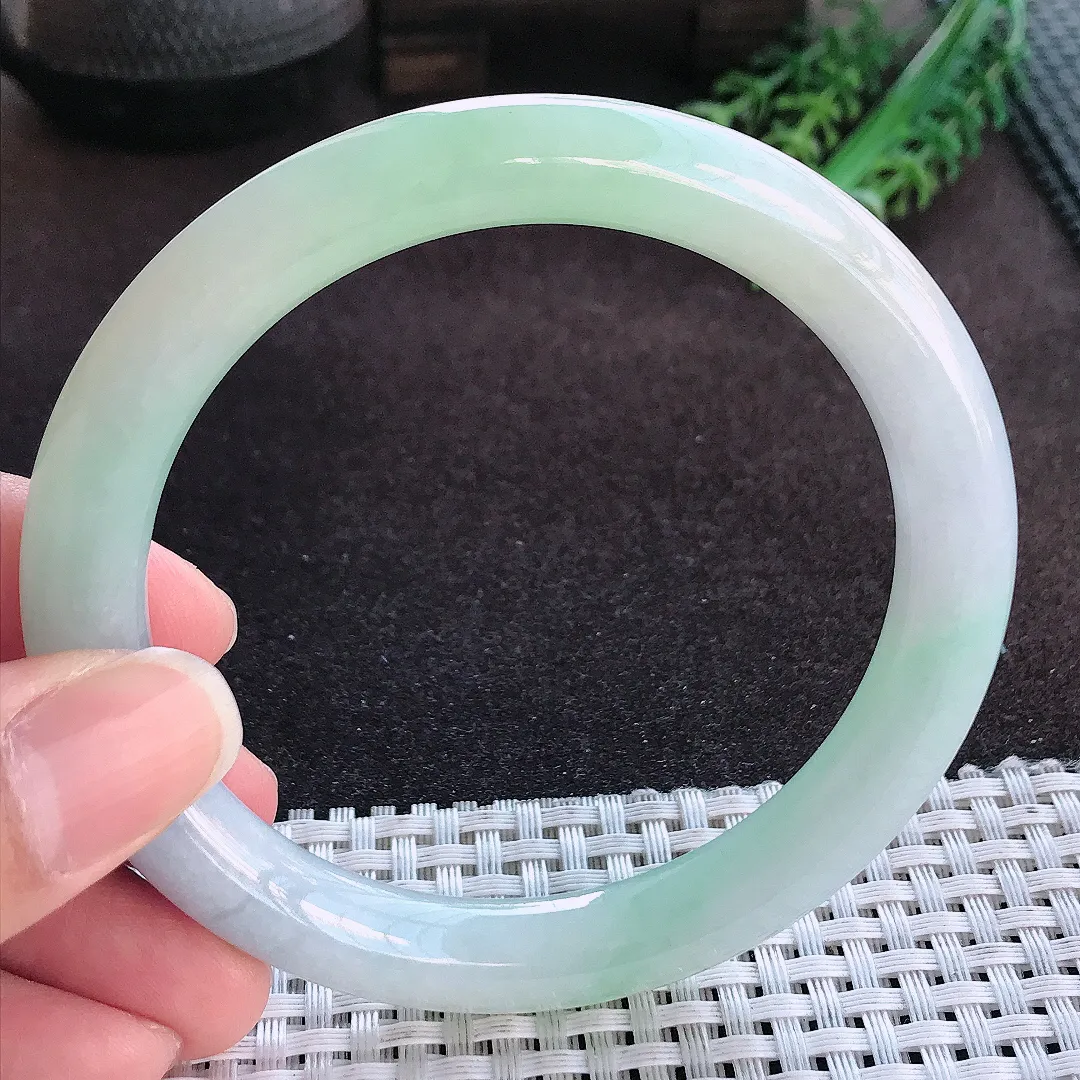 天然a货翡翠61.8/9.7/9.6老坑冰润水灵大圈口圆条手镯玉手镯