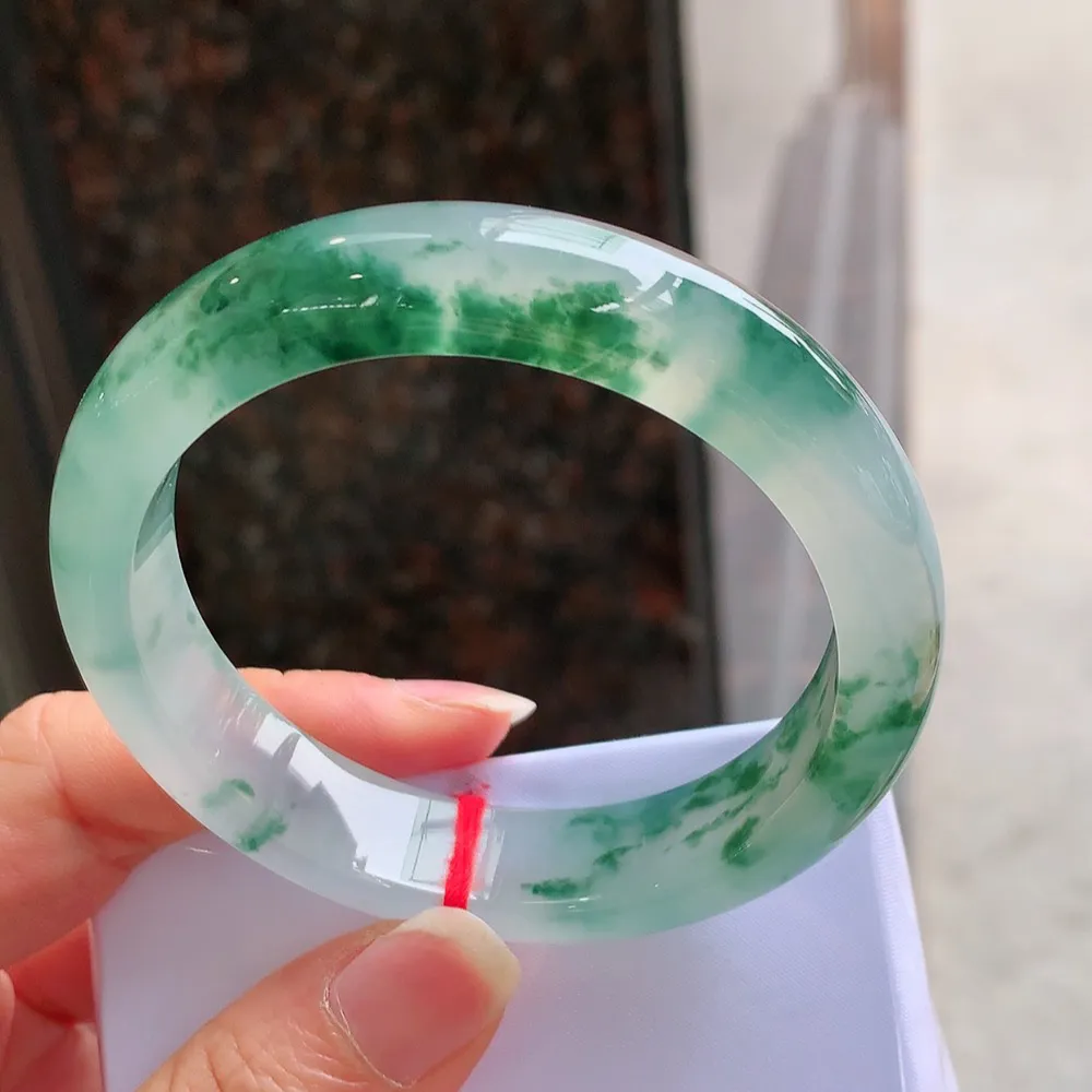 正圈冰玻飘花 无瑕 尺寸:56.2/13.1/8.4起刚光 高品质 🥰🥰