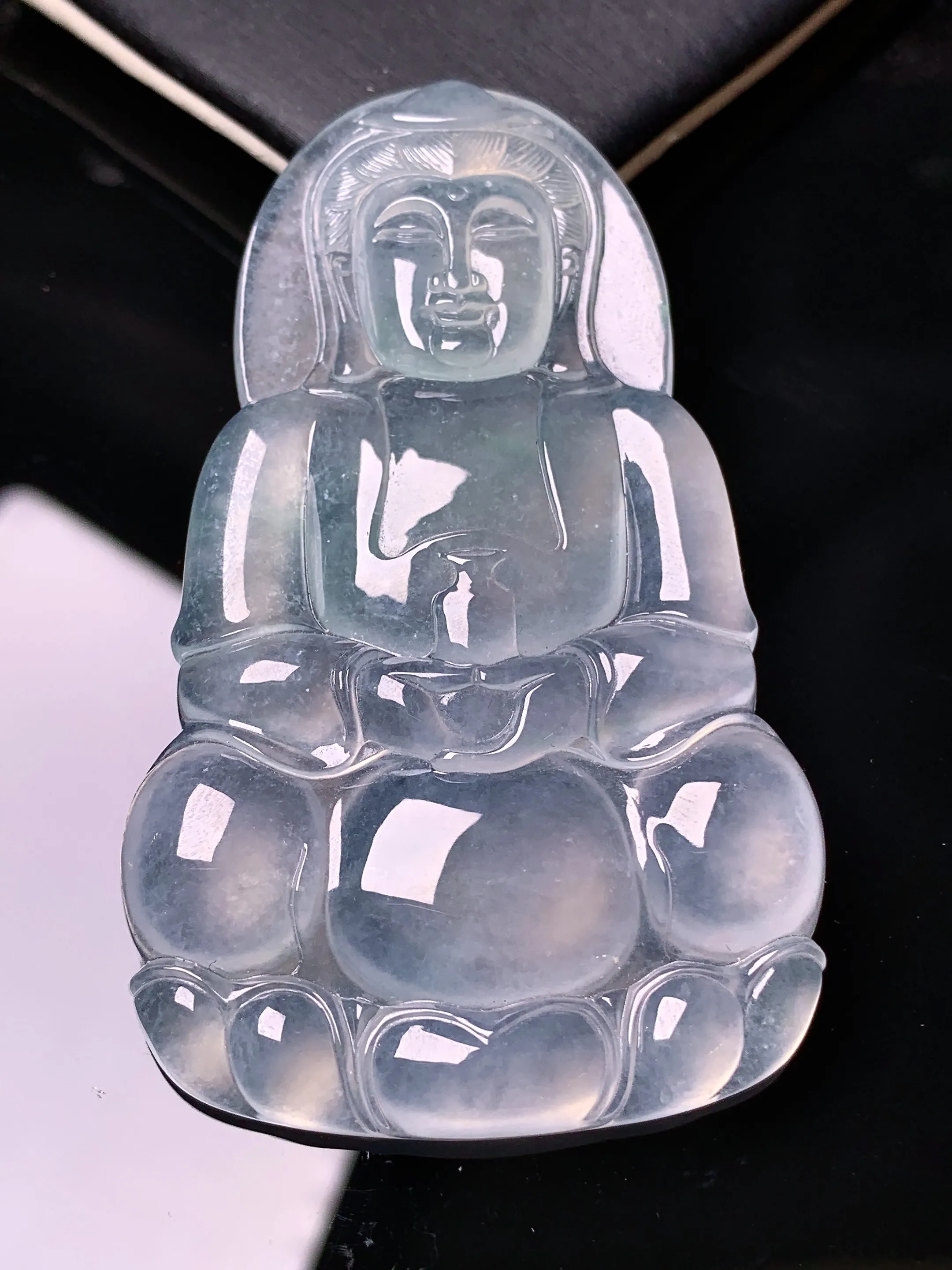 冰种观音吊坠 玉质细腻 色泽清新艳丽 整体尺寸68*41.3*5.3