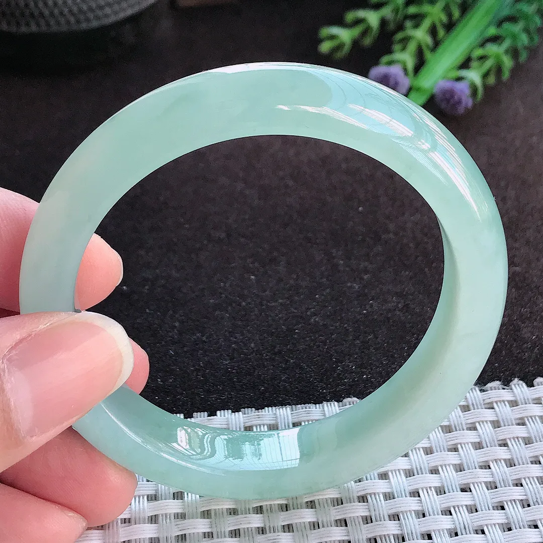 天然a货翡翠54.8/11.9/8.2老坑冰胶果冻冰晴天空蓝手镯宽边玉手镯