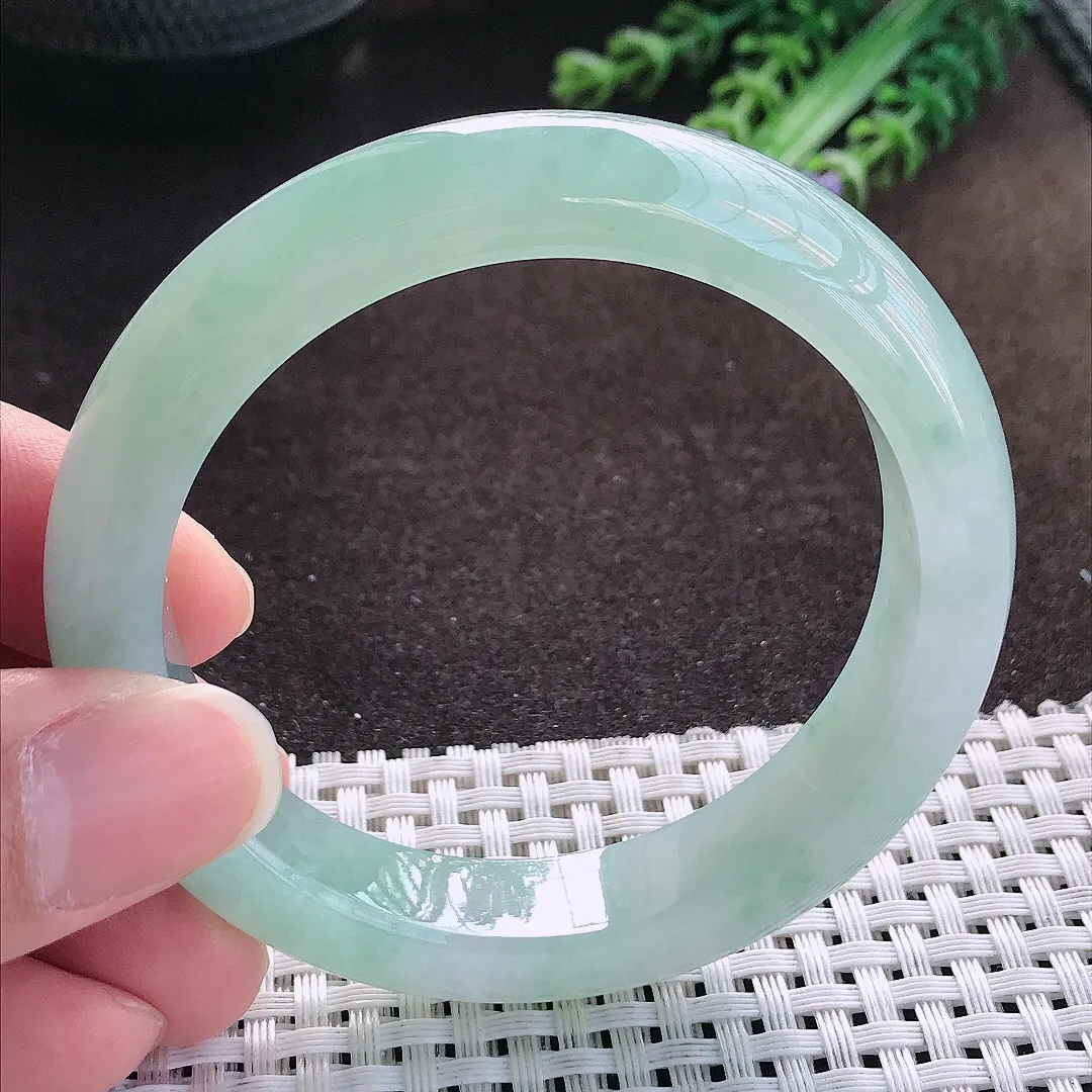 天然a货翡翠54.5/12.3/8.6老坑冰胶果冻冰晴绿手镯宽边玉手镯