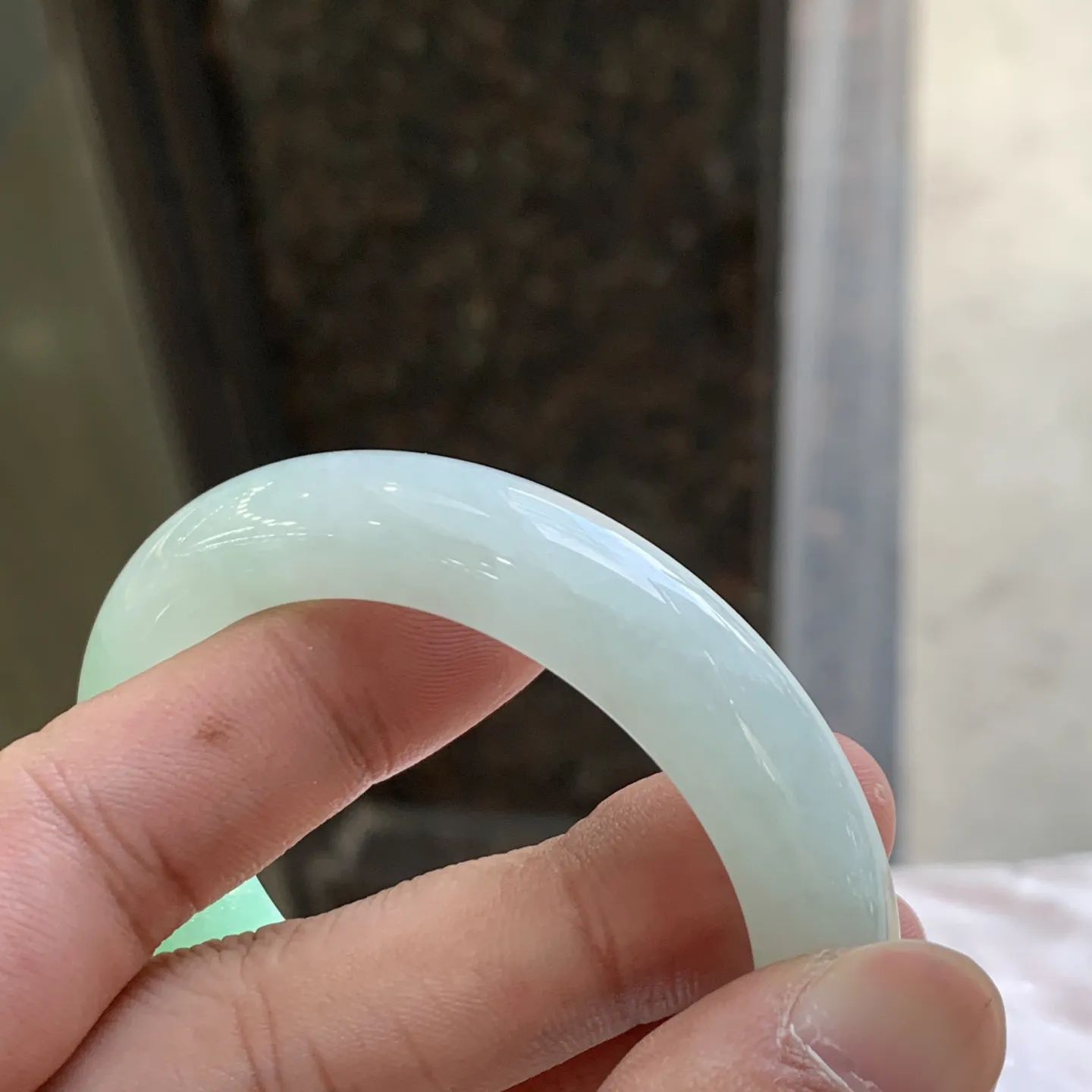 正圈冰糯阳绿 有纹 尺寸:51.1/10.4/8.8 色好