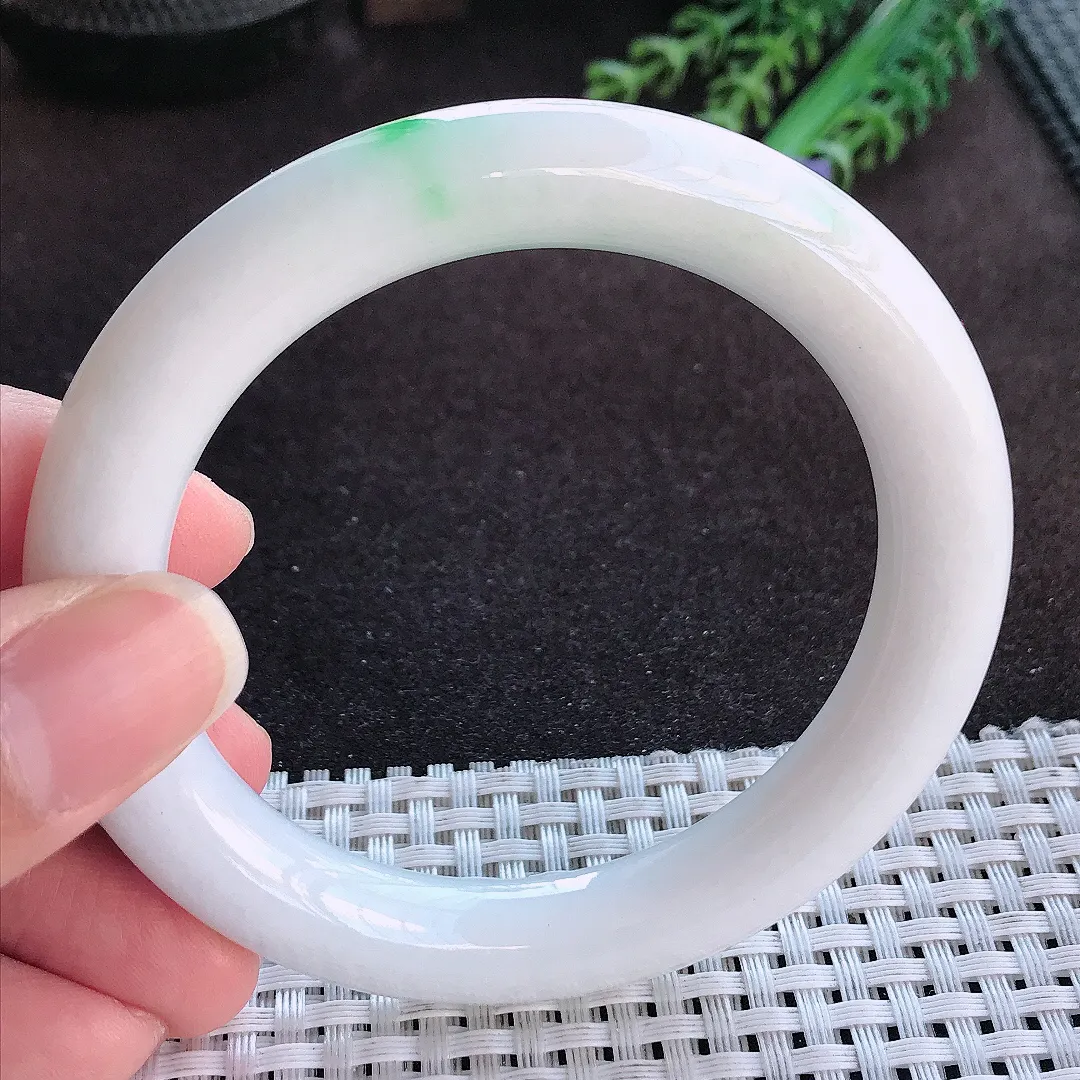 天然a货翡翠57.5/10/10.5老坑精美温润白底青飘阳绿圆条手镯玉手镯