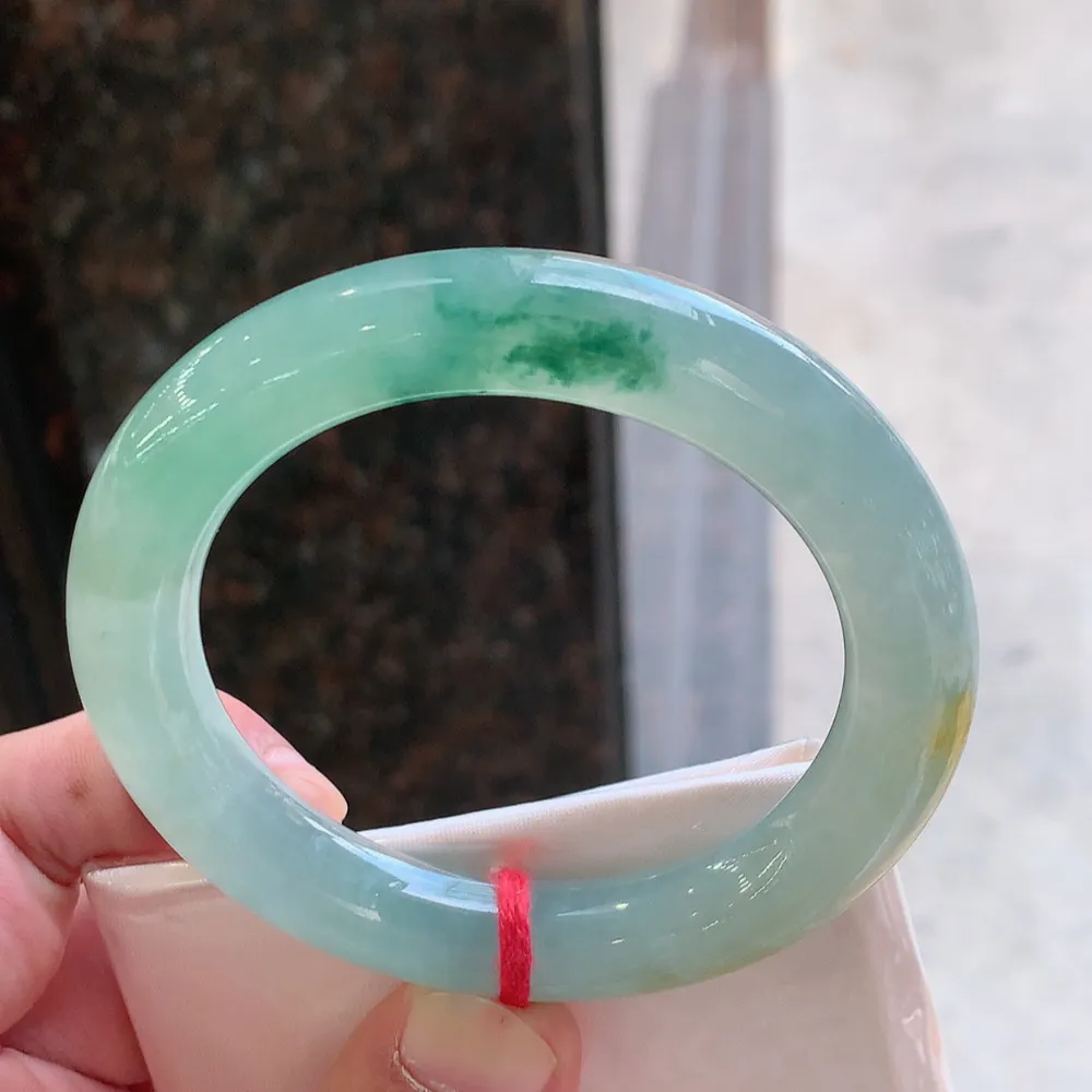 圆条冰黄翡飘花 无瑕 尺寸:57.1/11 花美 种水好