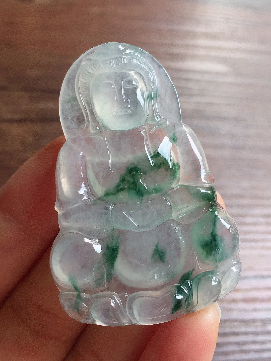 冰飘花观音，冰润细腻，品相好，种水足 尺寸57*36.8*5