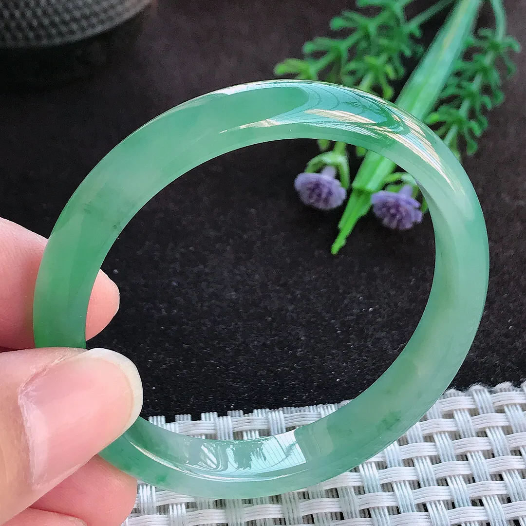 天然a货翡翠50.5/9.3/5.9老坑冰胶果冻冰阳绿手镯宽边小圈口玉手镯