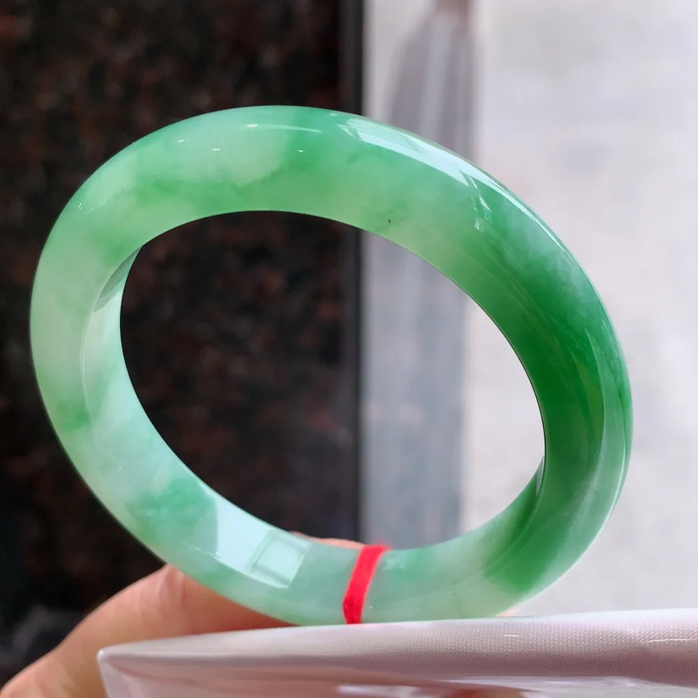 正圈冰芙蓉绿 无瑕 尺寸:53.1/10.1/8.1 色好