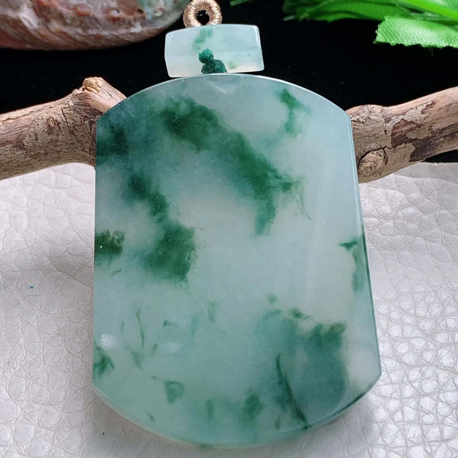 zzx自然光55*39.8*6天然缅甸翡翠冰飘花平安无事牌玉吊坠 玉挂件