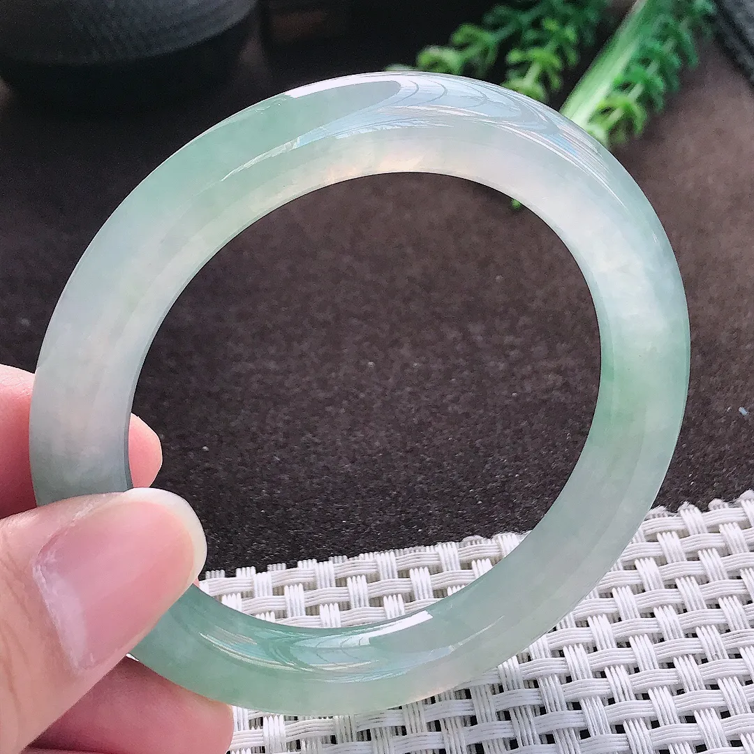 天然a货翡翠55/9.4/9.8老坑冰胶果冻冰飘花圆条手镯玉手镯