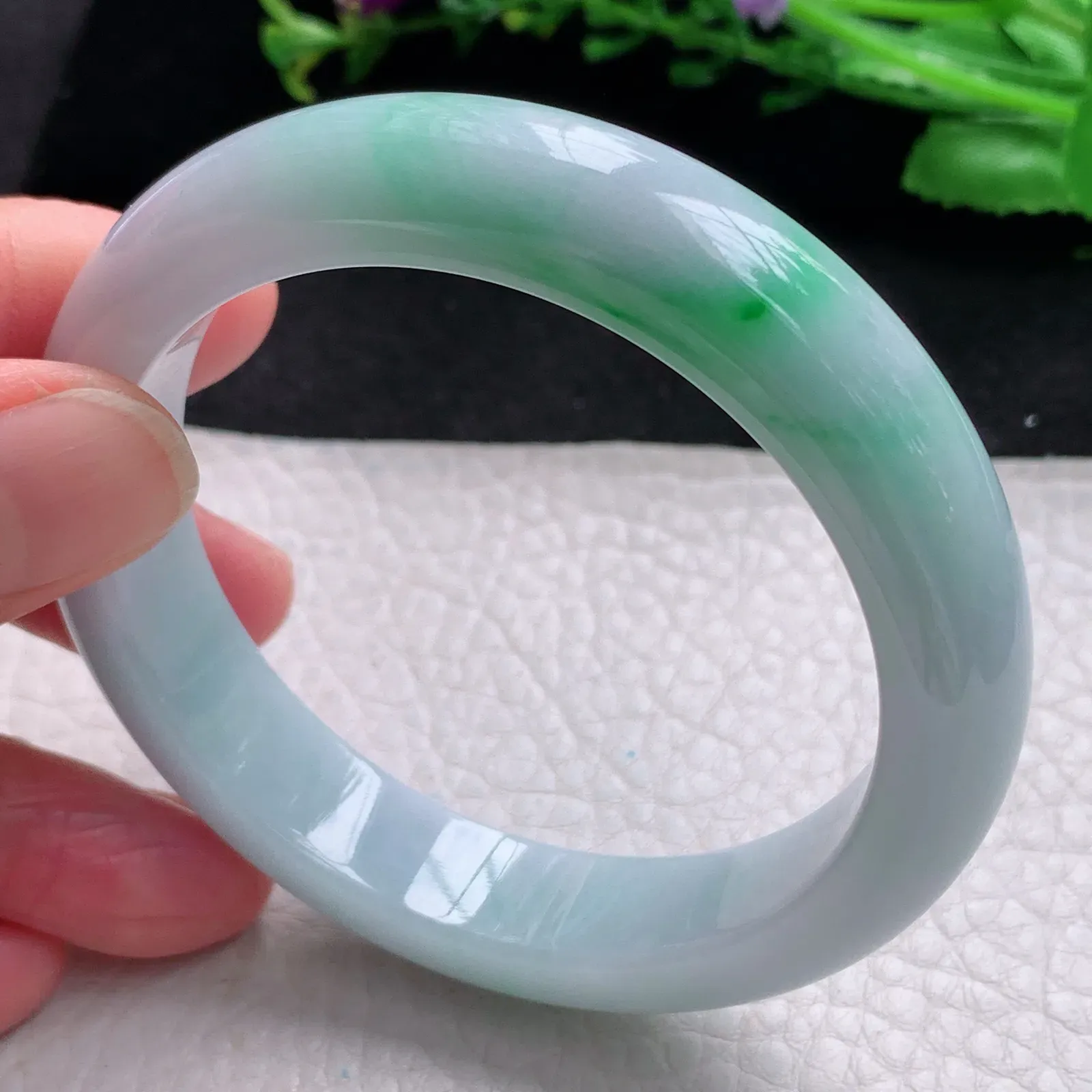 xx自然光56*12.6*8.2平安镯 缅甸翡翠a货玉手镯飘绿花宽边珠宝玉手环