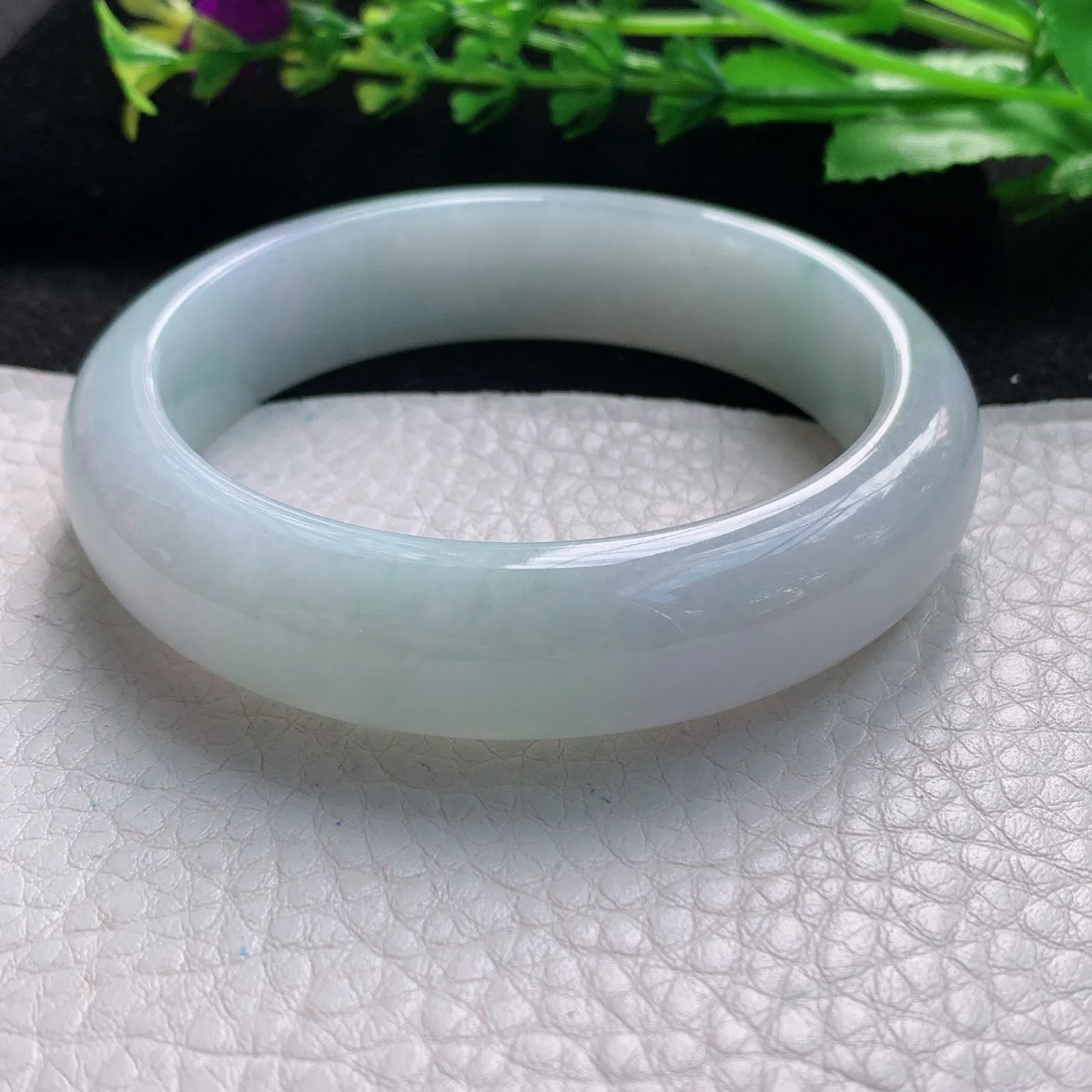 js自然光56*14.6*8.2平安镯 缅甸翡翠a货玉手镯清新宽边珠宝玉手环