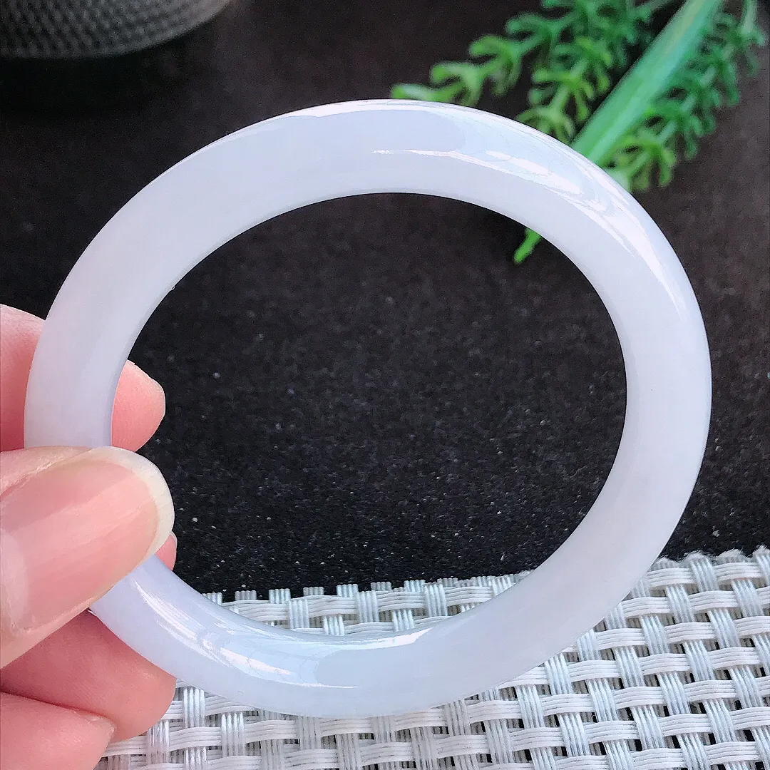 天然a货翡翠52.5/9.2/8.5老坑冰润起胶月光白圆条手镯玉手镯