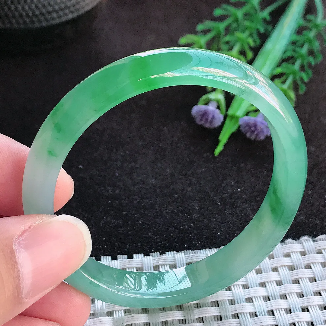 天然a货翡翠50.5/9.3/5.9老坑冰胶果冻冰阳绿手镯宽边小圈口玉手镯