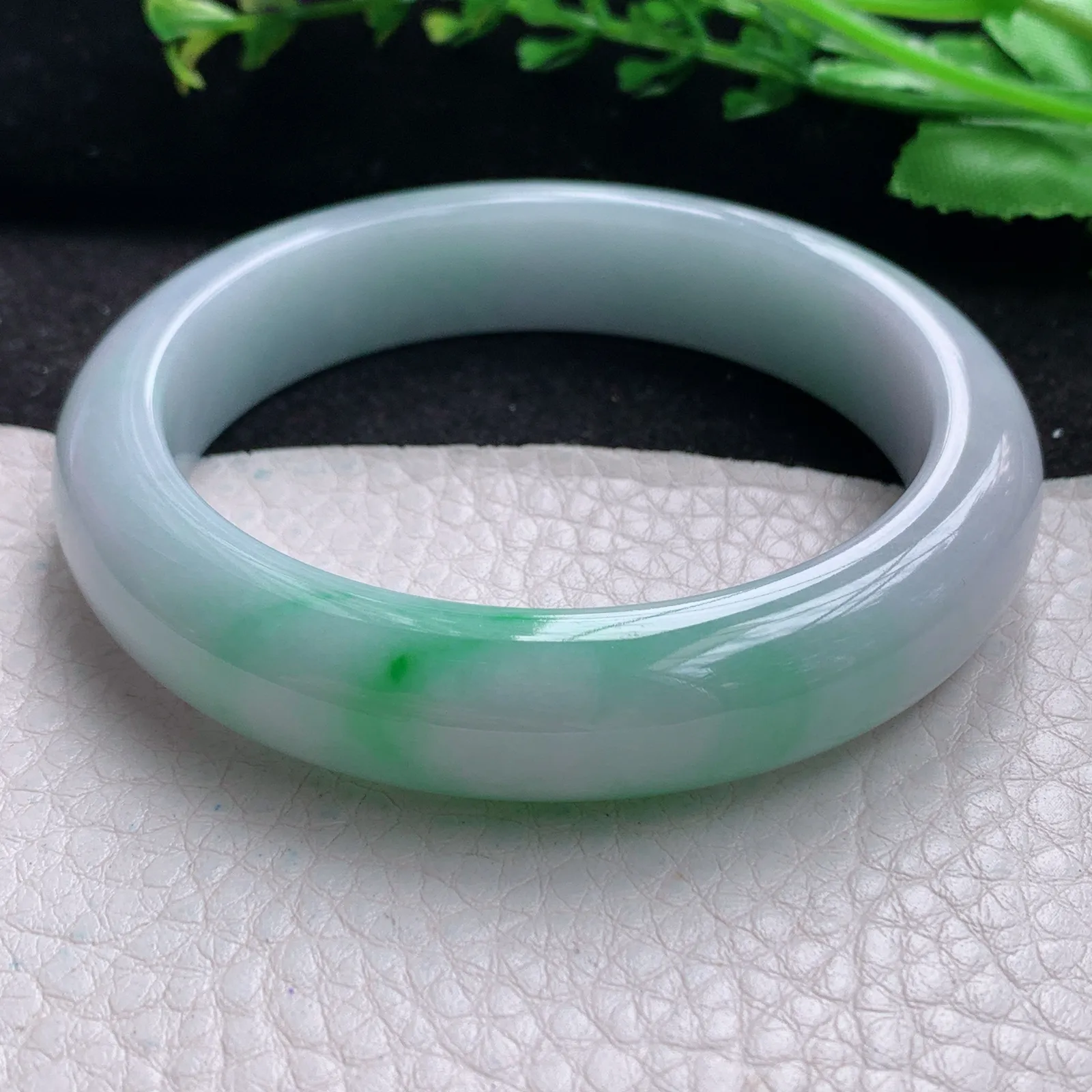 xx自然光56*12.6*8.2平安镯 缅甸翡翠a货玉手镯飘绿花宽边珠宝玉手环