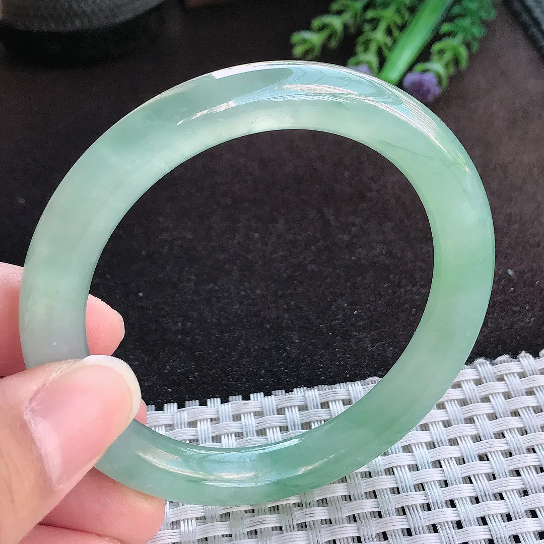 天然a货翡翠56/9.1老坑冰透果冻胶冰晴满绿圆条手镯玉手镯