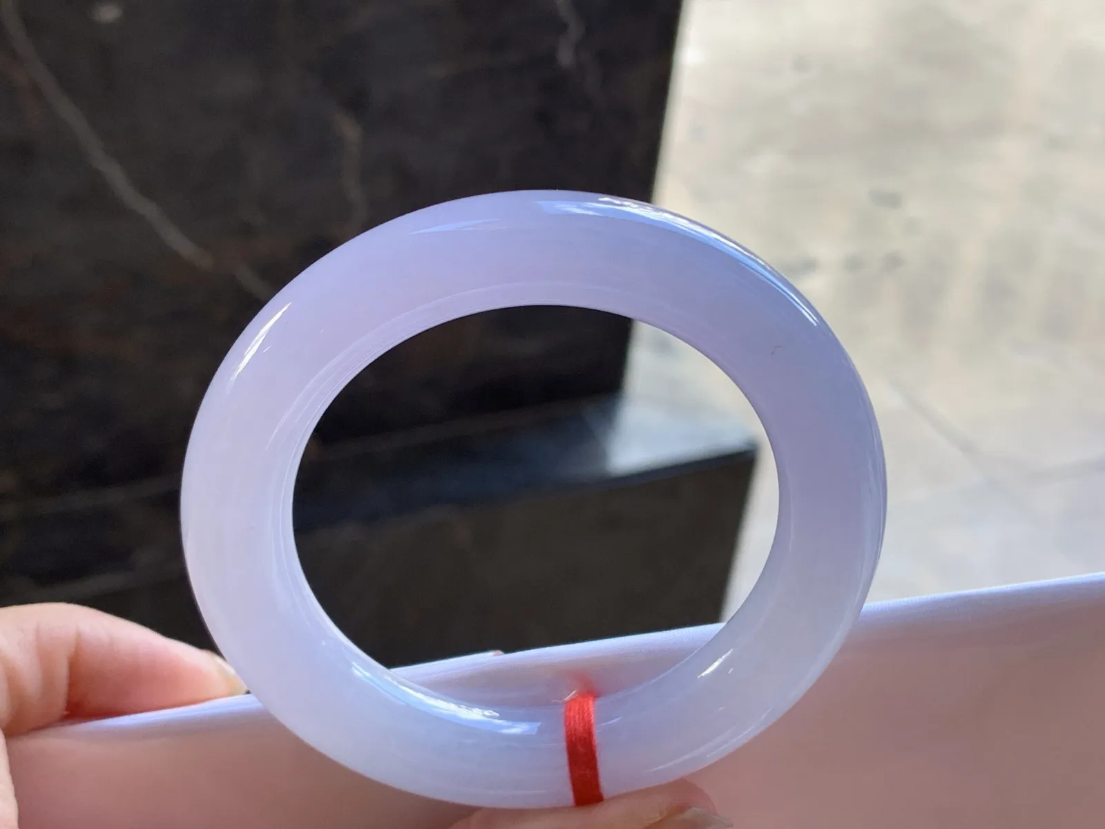 54-11.7

冰紫圆条手镯^_^鲜艳