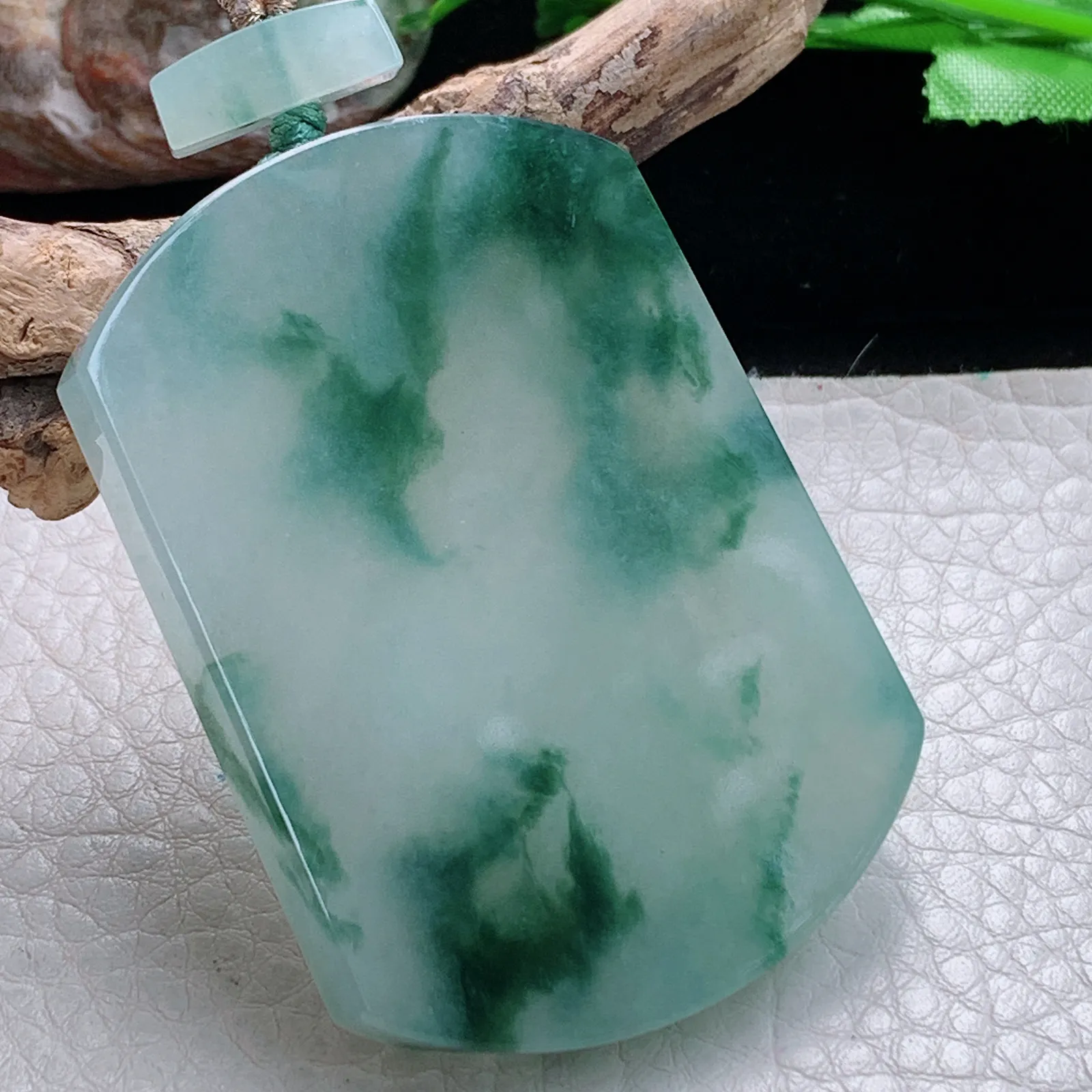 zzx自然光55*39.8*6天然缅甸翡翠冰飘花平安无事牌玉吊坠 玉挂件