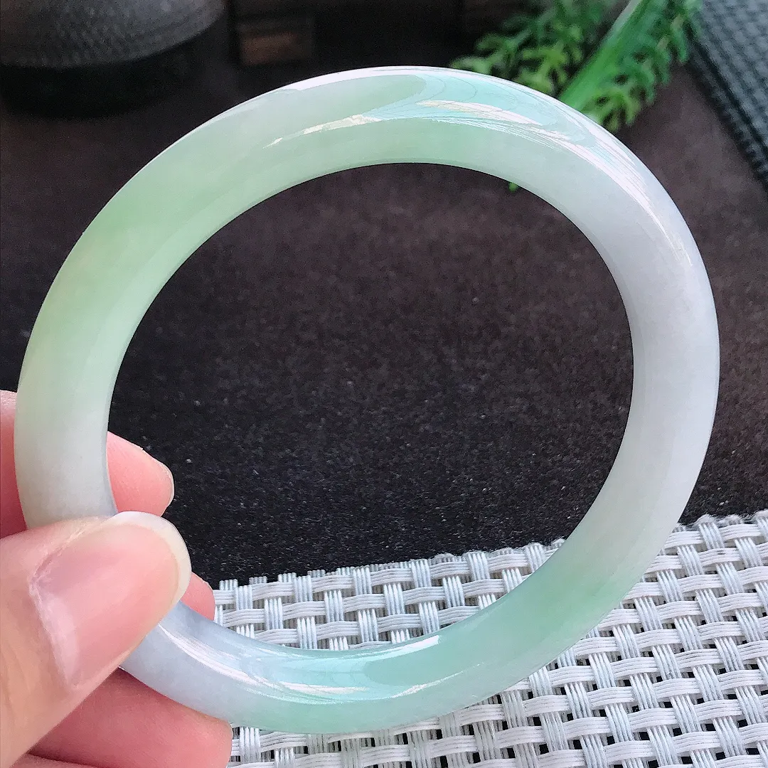天然a货翡翠61.8/9.7/9.6老坑冰润水灵大圈口圆条手镯玉手镯