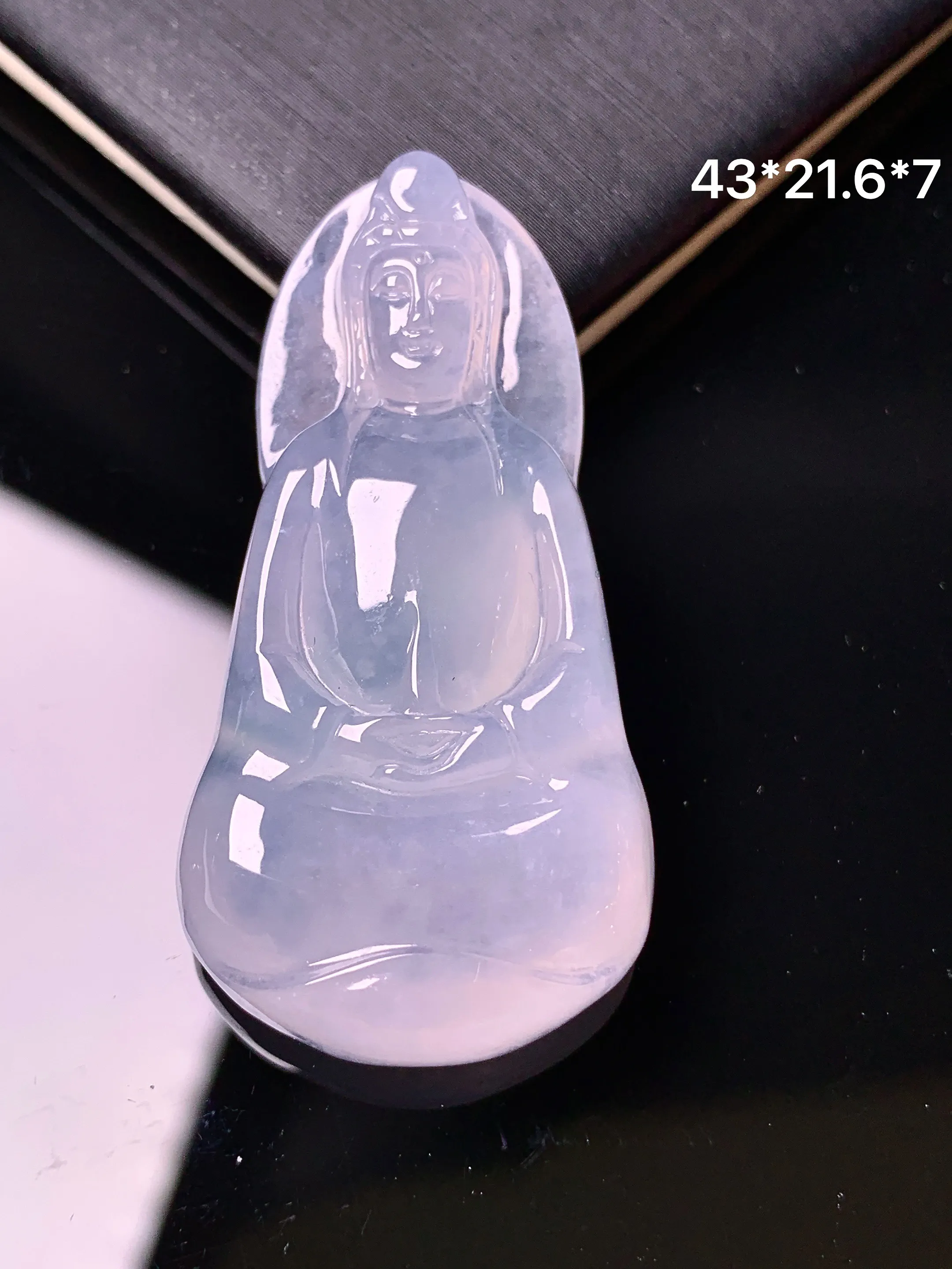 冰种观音吊坠 玉质细腻 色泽清新艳丽 整体尺寸43*21.6*7