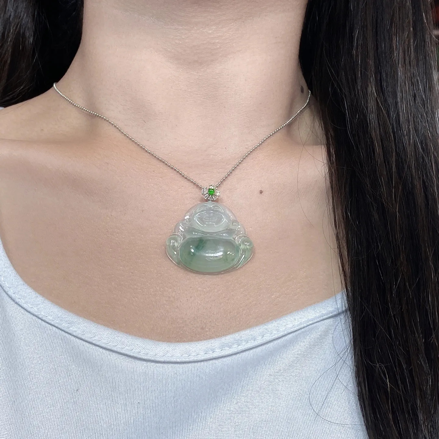 冰种飘花佛公吊坠 尺寸41.9-33.9-6.1毫米