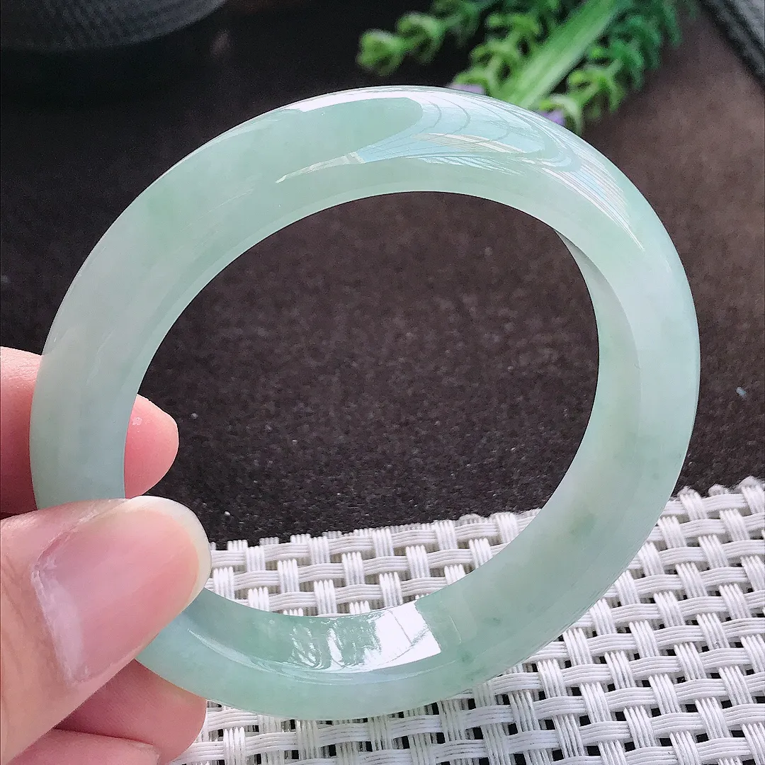 天然a货翡翠54.5/12.3/8.6老坑冰胶果冻冰晴绿手镯宽边玉手镯