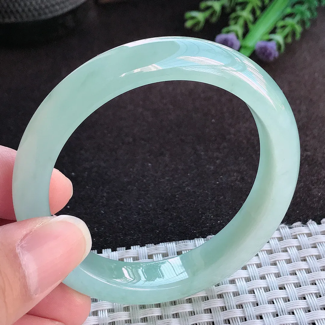 天然a货翡翠54.8/11.9/8.2老坑冰胶果冻冰晴天空蓝手镯宽边玉手镯