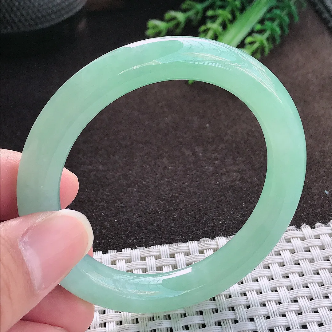 天然a货翡翠52/9.6/9.3老坑冰胶果冻冰晴满绿圆条手镯甜绿玉手镯