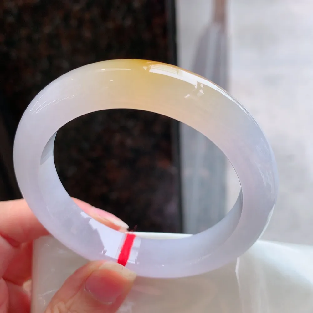 正圈高冰黄 无瑕 尺寸:55.2/12.5/9.1 种色俱佳