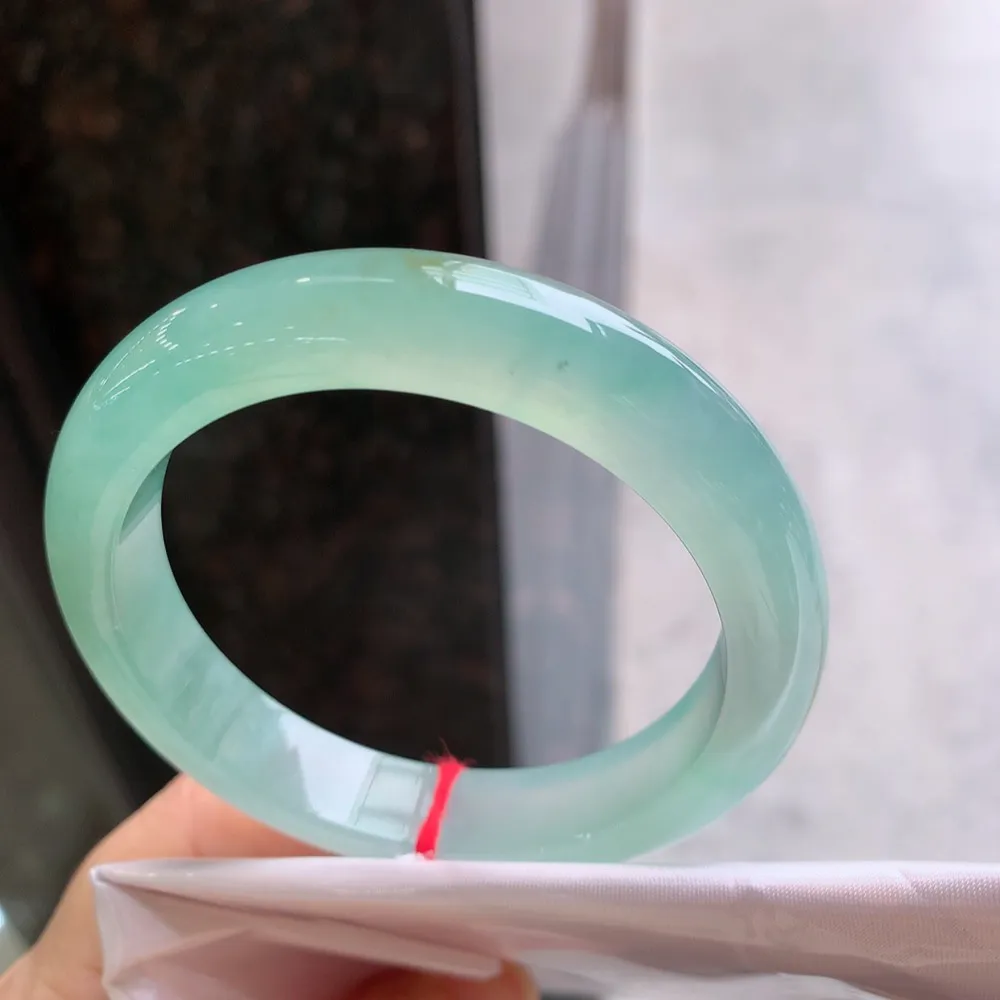 正圈高冰绿洒金 无瑕 尺寸:57.3/12/8.7 种色兼备🥰🥰