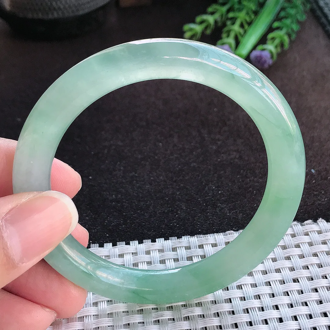 天然a货翡翠56/9.1老坑冰透果冻胶冰晴满绿圆条手镯玉手镯