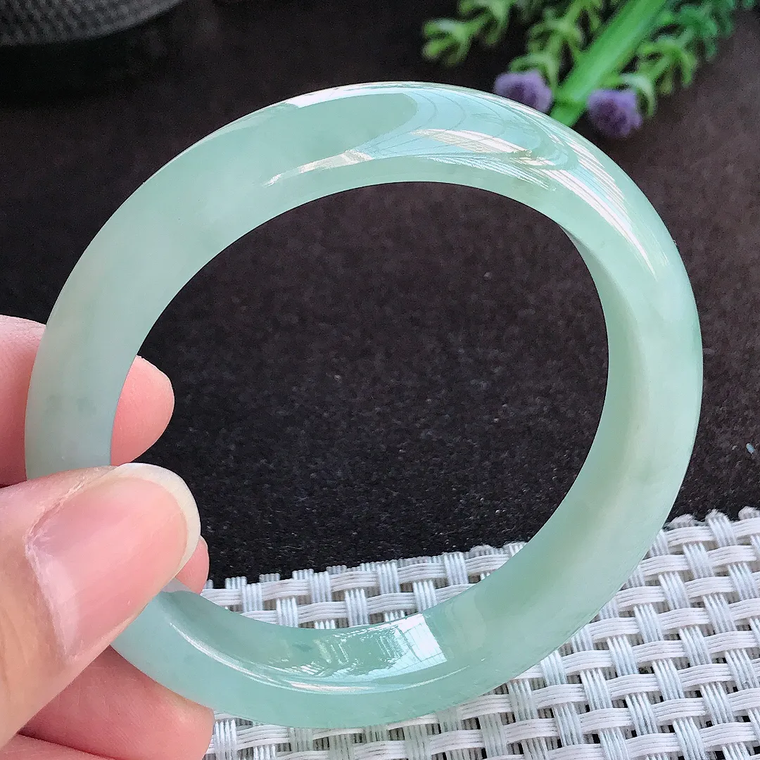 天然a货翡翠54.8/11.9/8.2老坑冰胶果冻冰晴天空蓝手镯宽边玉手镯