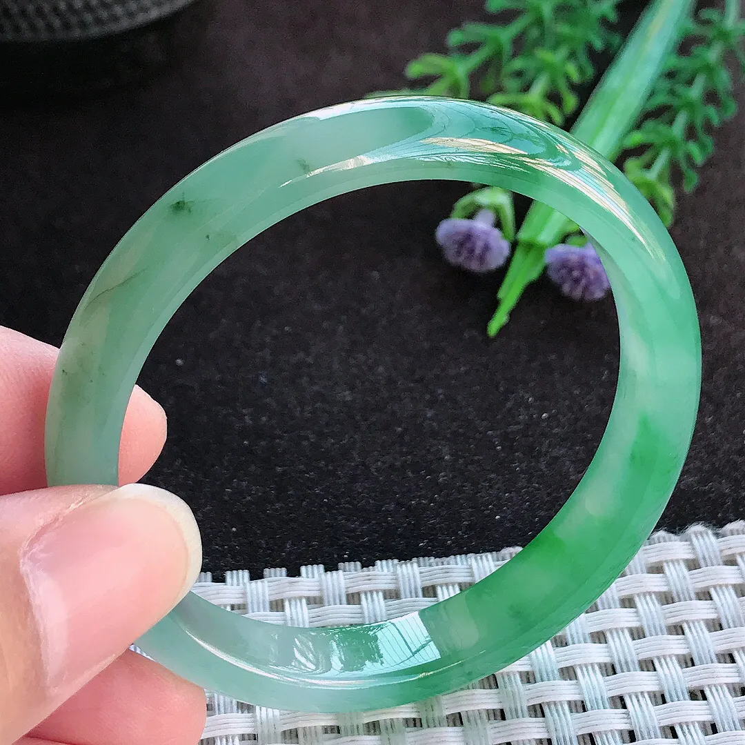 天然a货翡翠50.5/9.3/5.9老坑冰胶果冻冰阳绿手镯宽边小圈口玉手镯