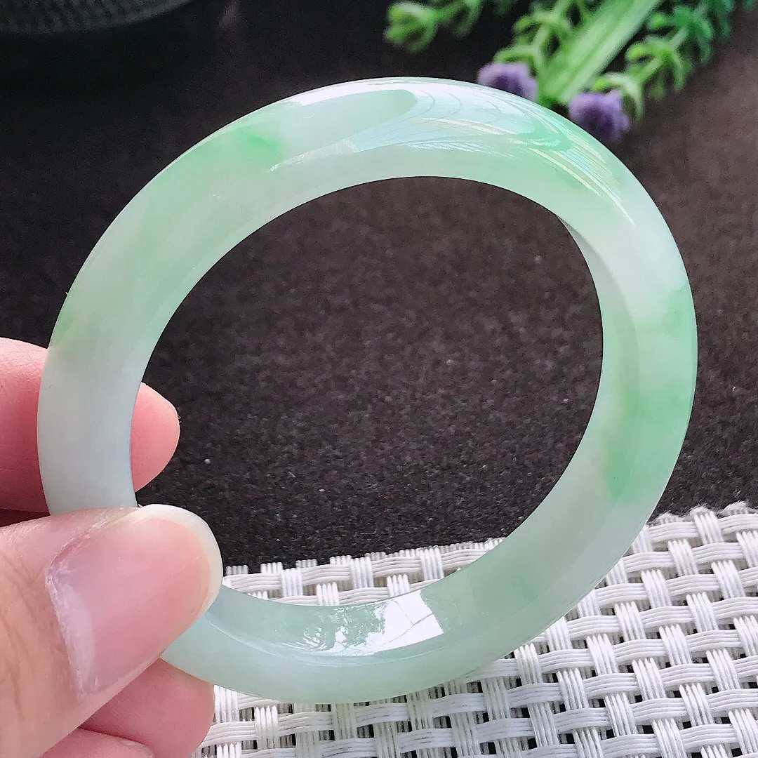 天然a货翡翠51.5/10.4/7.9老坑冰胶果冻小圈口冰晴绿手镯宽边玉手镯