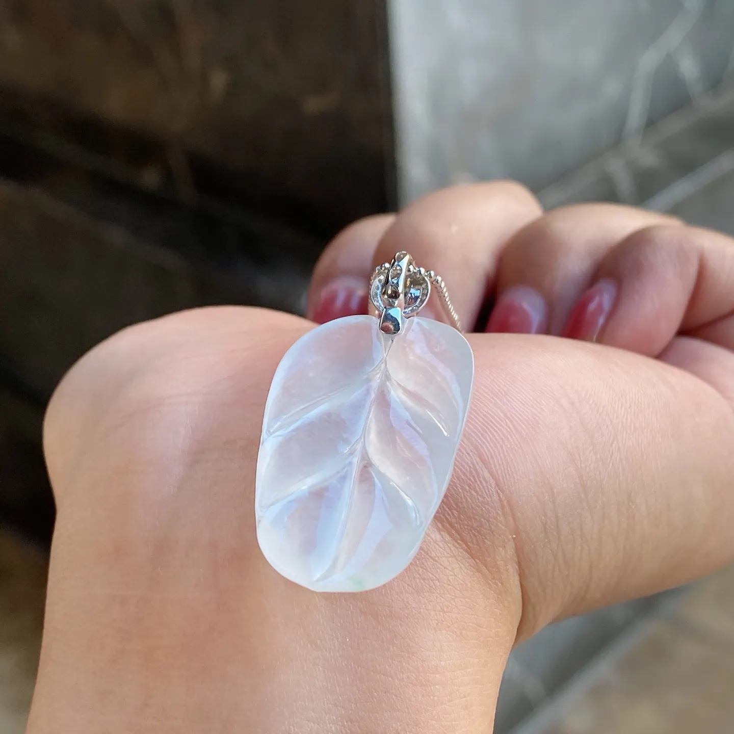 冰种金枝玉叶吊坠 尺寸41.1-20.1-4.5毫米