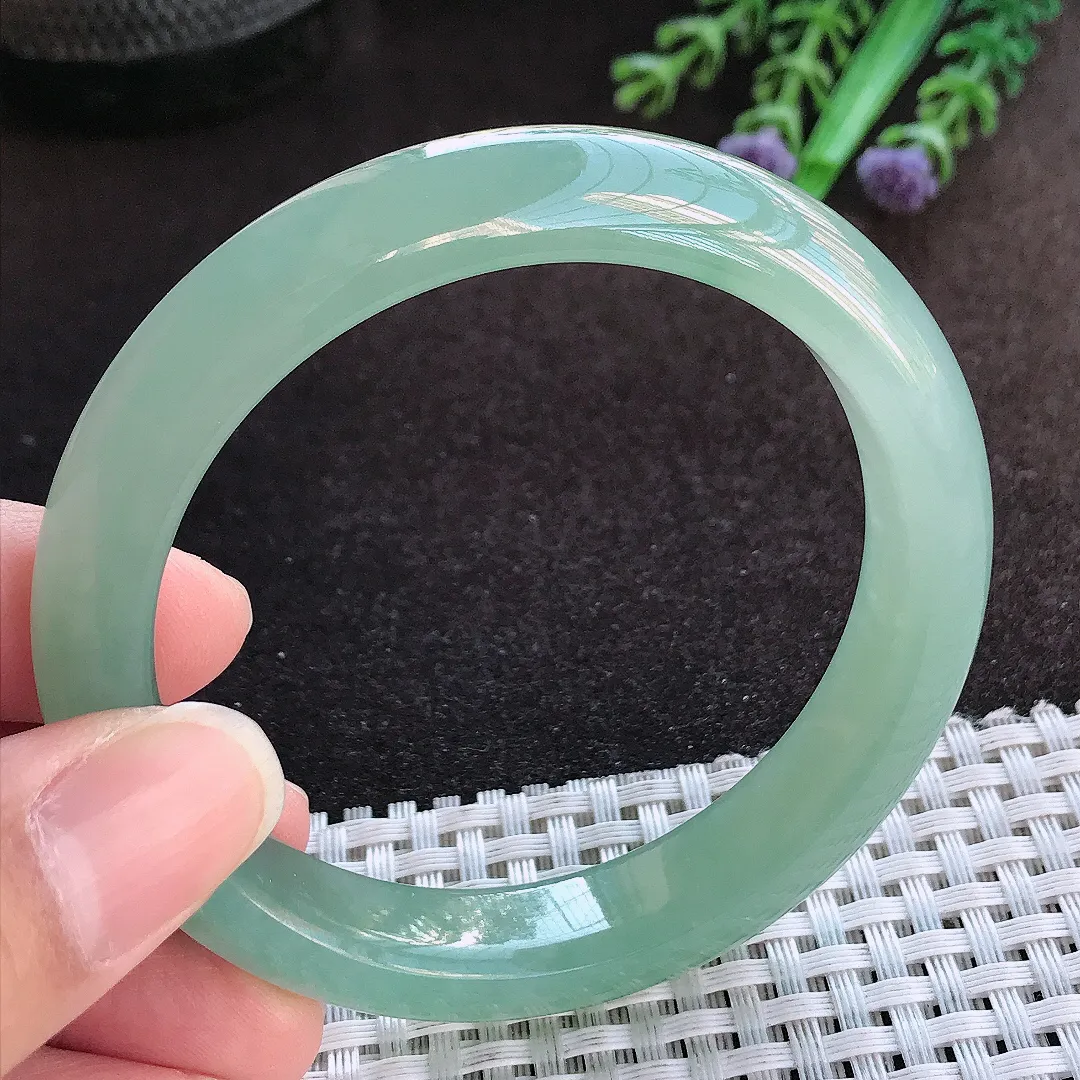 天然a货翡翠56.3/11.9/8.4老坑冰胶果冻胶满绿手镯宽边玉手镯