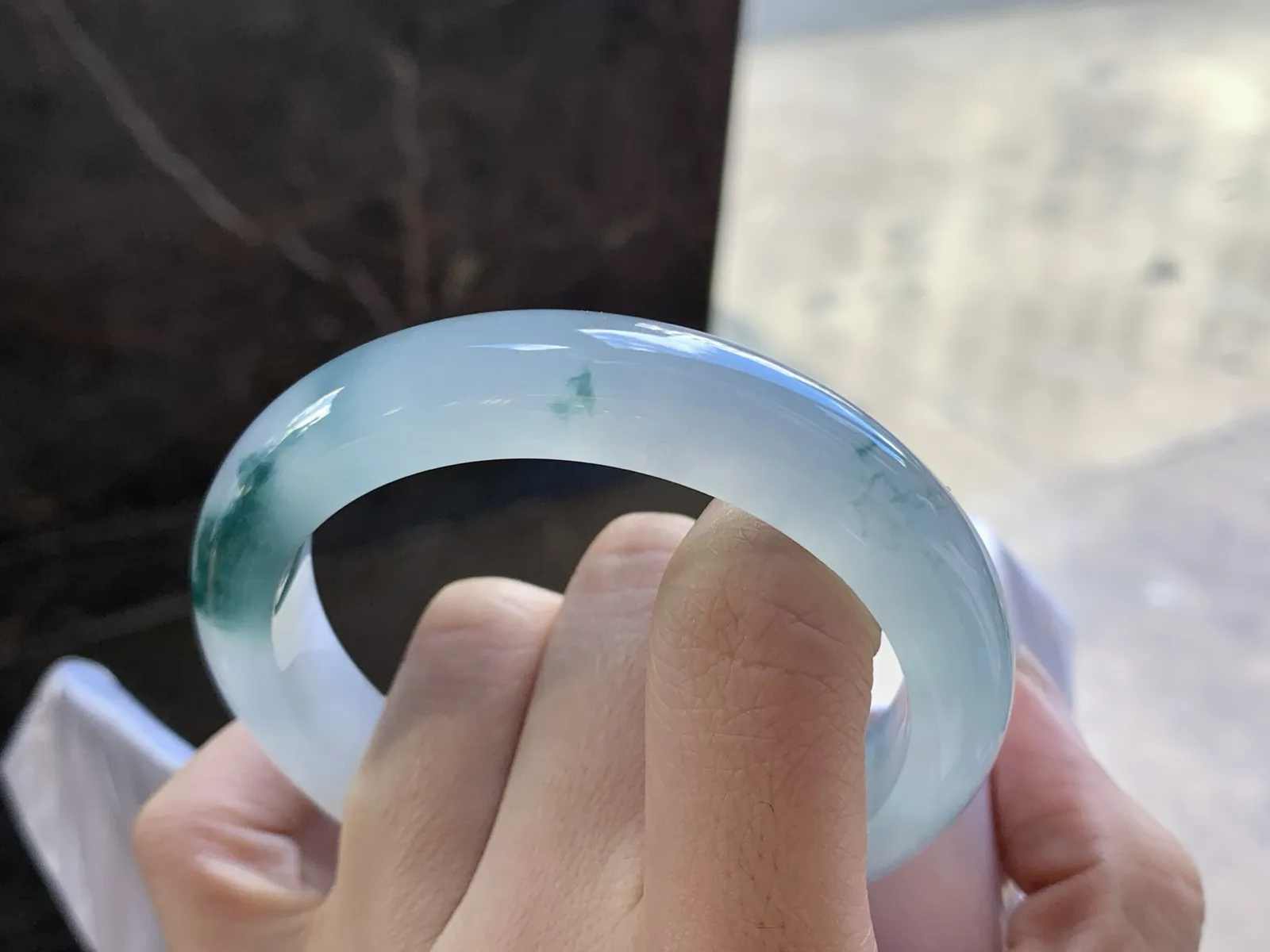 56-12-8.8

冰蓝花手镯^_^冰透飘花灵韵