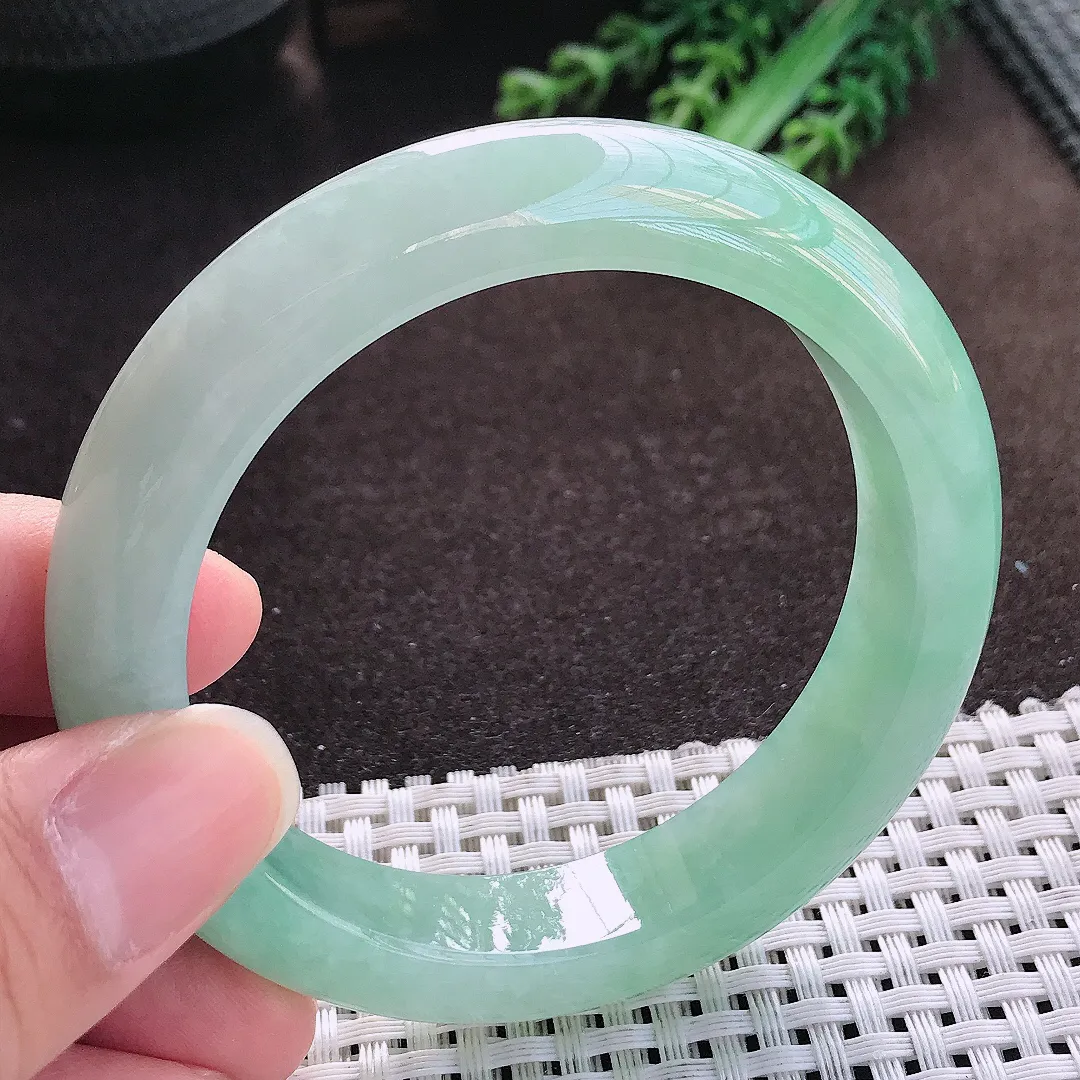 天然a货翡翠56.5/12.7/9.3老坑冰润起胶满绿甜绿手镯宽边玉手镯