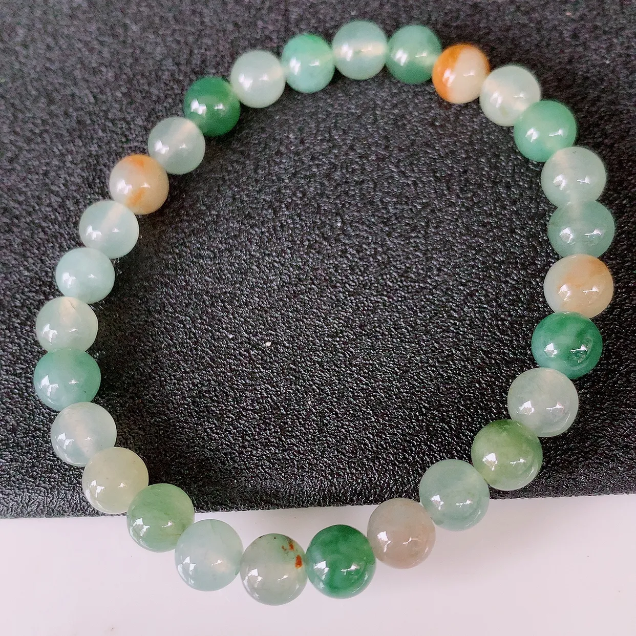 自然光实拍，冰种多宝翡翠手链，多彩翡翠手串，颜色丰富，料子细腻，高档大气，自戴送礼佳品！#46.17取一尺寸6.5mm