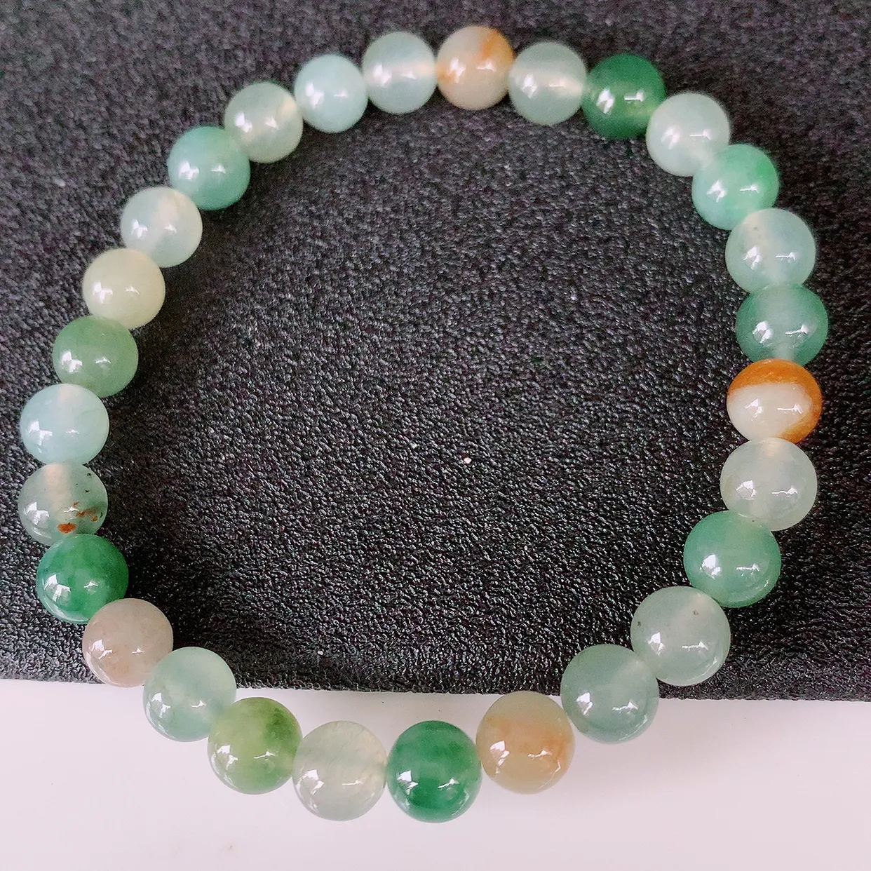 自然光实拍，冰种多宝翡翠手链，多彩翡翠手串，颜色丰富，料子细腻，高档大气，自戴送礼佳品！#46.17