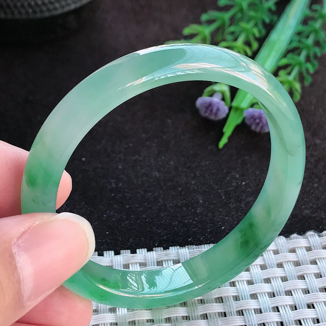 天然a货翡翠50.5/9.3/5.9老坑冰胶果冻冰阳绿手镯宽边小圈口玉手镯