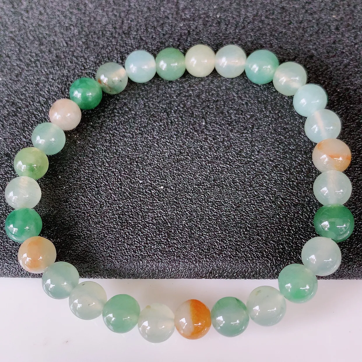 自然光实拍，冰种多宝翡翠手链，多彩翡翠手串，颜色丰富，料子细腻，高档大气，自戴送礼佳品！#46.17