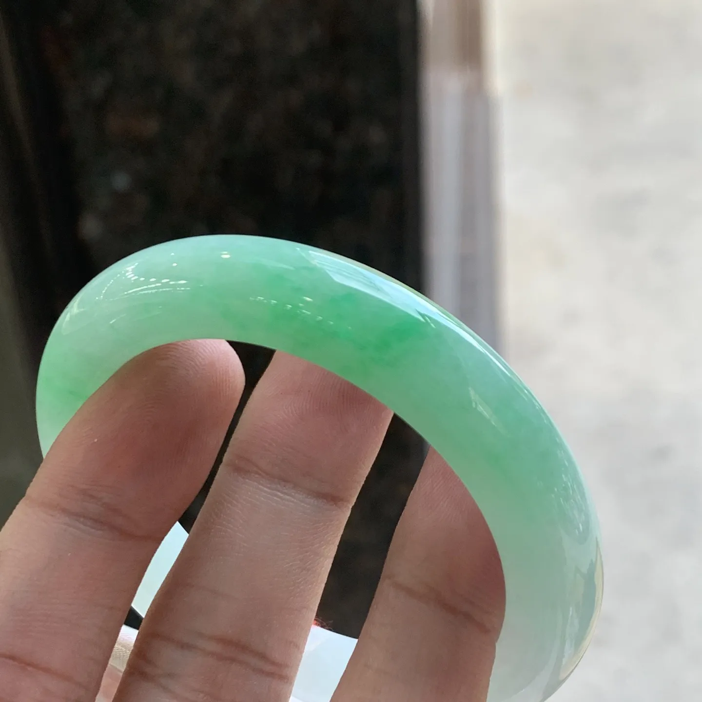 正圈冰糯阳绿 有纹 尺寸:51.1/10.4/8.8 色好