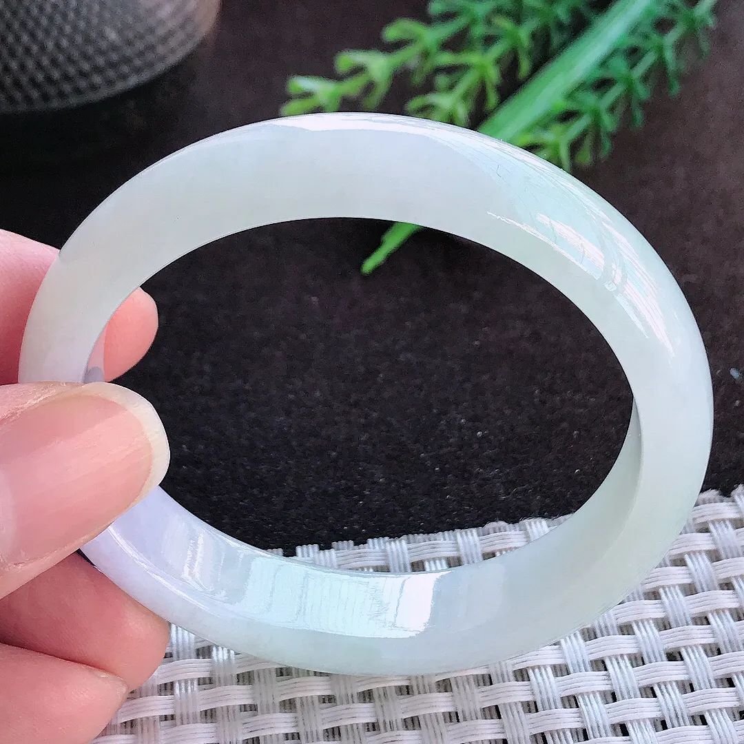 天然a货翡翠52.5/47/13.1/7.1老坑秀气冰润贵妃手镯宽边玉手镯