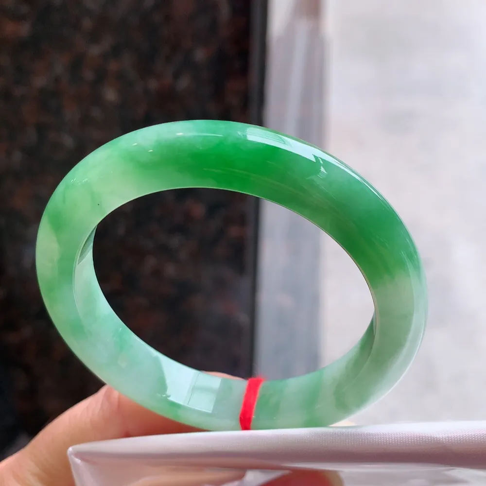 正圈冰芙蓉绿 无瑕 尺寸:53.1/10.1/8.1 色好