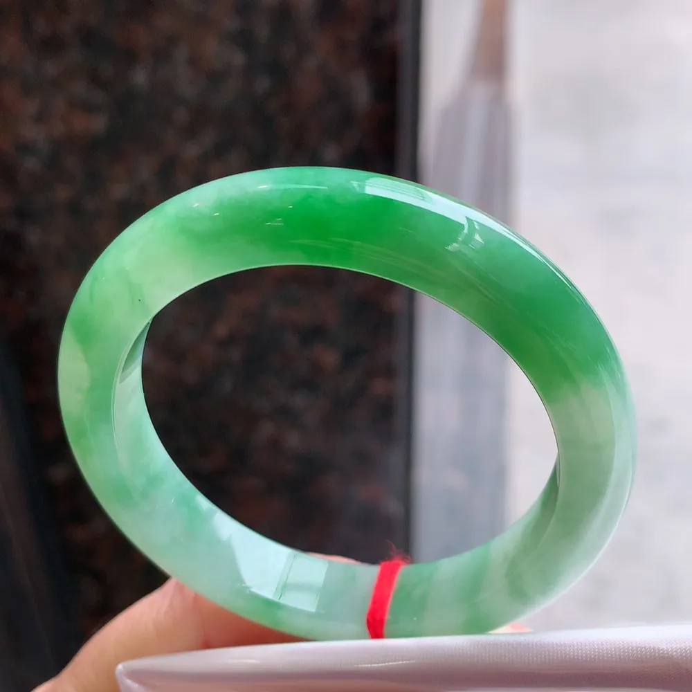 正圈冰芙蓉绿 无瑕 尺寸:53.1/10.1/8.1 色好