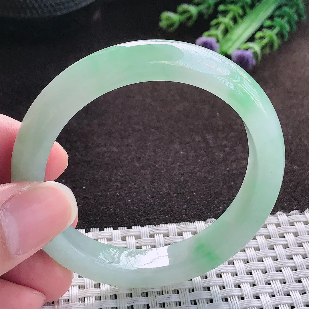 天然a货翡翠51.5/10.4/7.9老坑冰胶果冻小圈口冰晴绿手镯宽边玉手镯