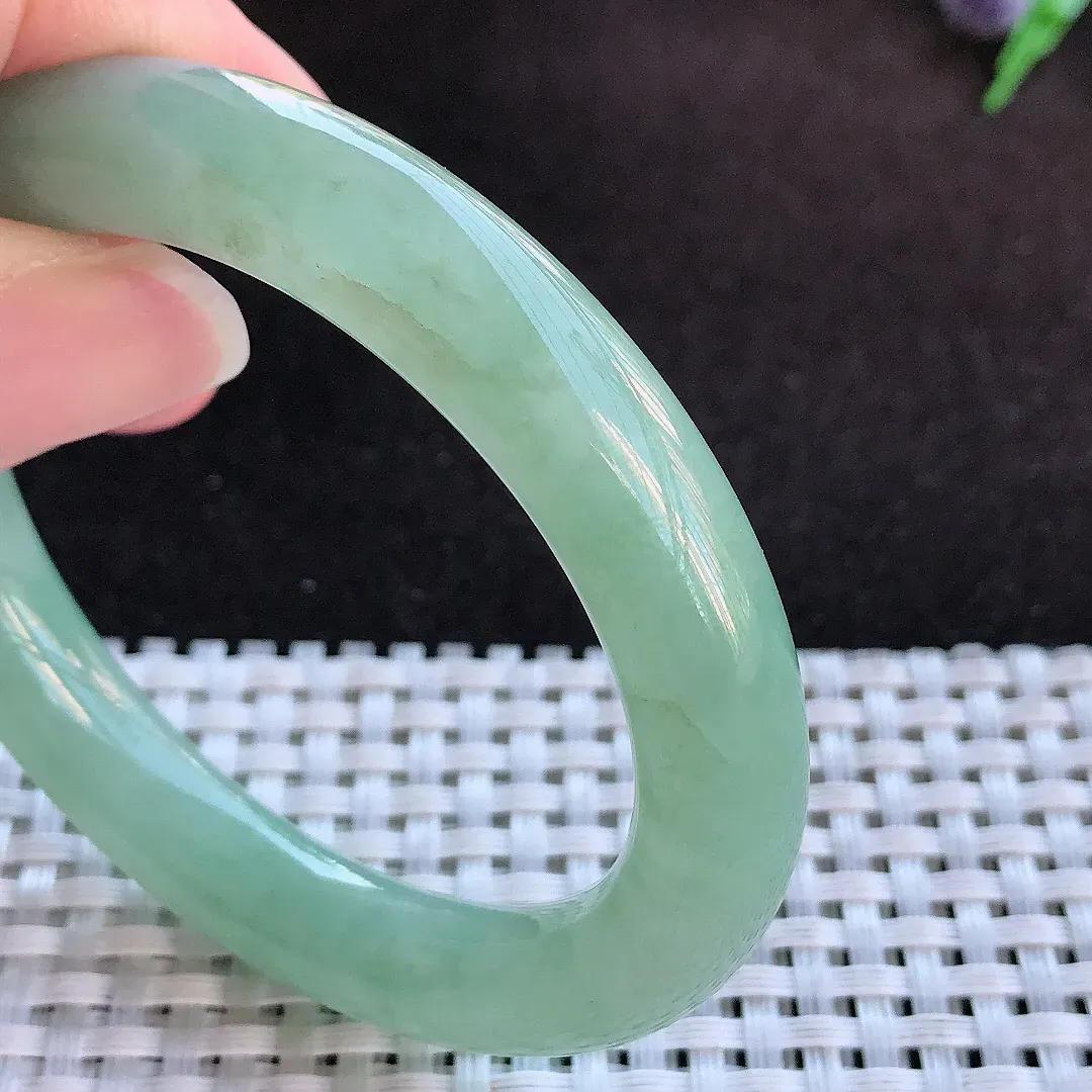 天然a货翡翠52/9.7/9.5老坑冰胶果冻甜绿满绿圆条手镯玉手镯