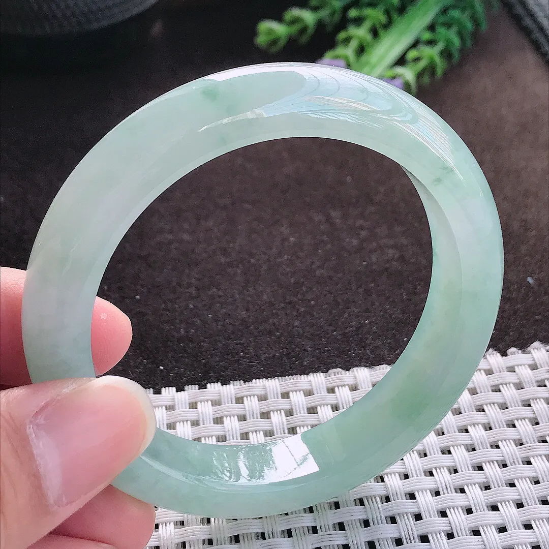 天然a货翡翠54.5/12.3/8.6老坑冰胶果冻冰晴绿手镯宽边玉手镯