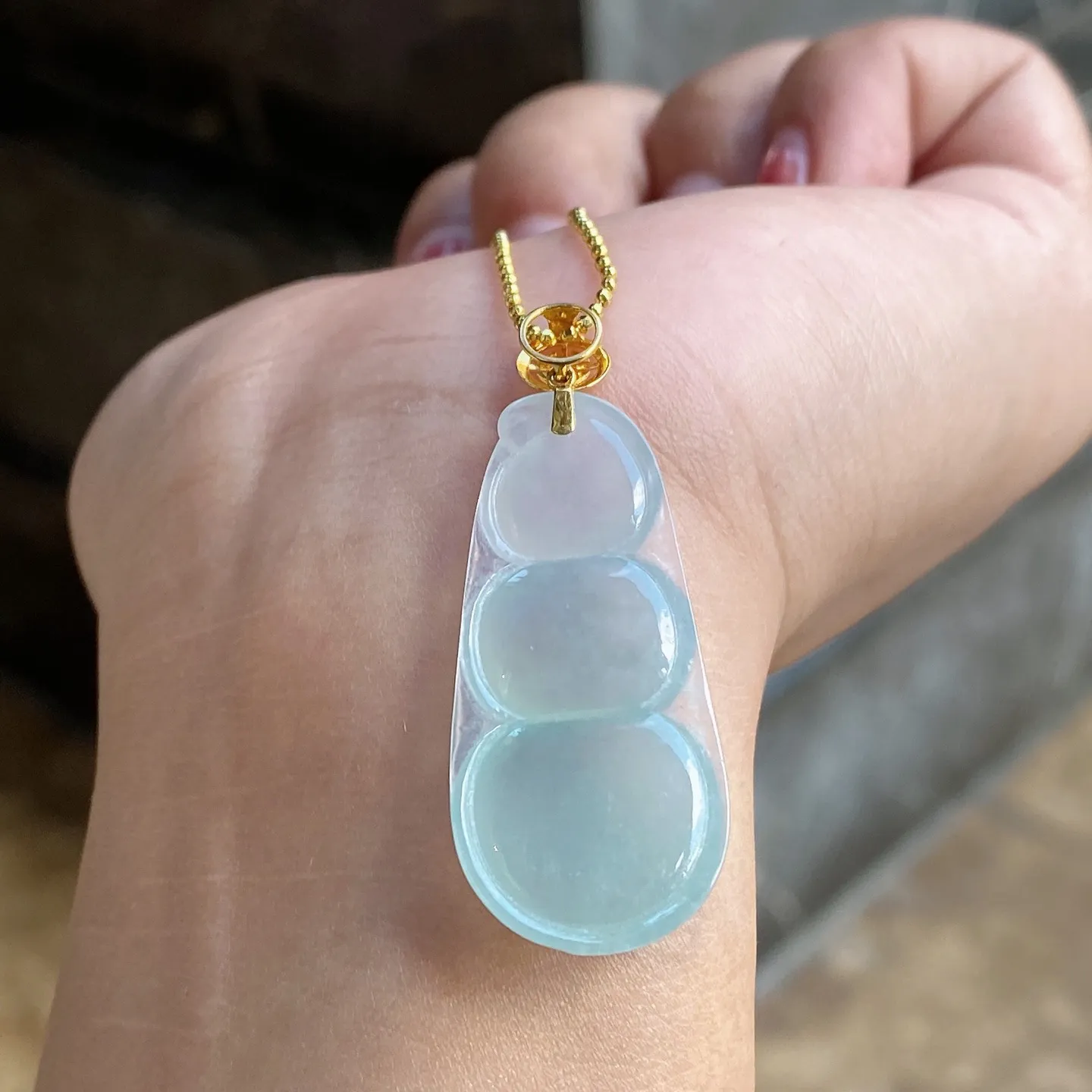 冰晴福豆吊坠 尺寸43.8-17.1-5.9毫米