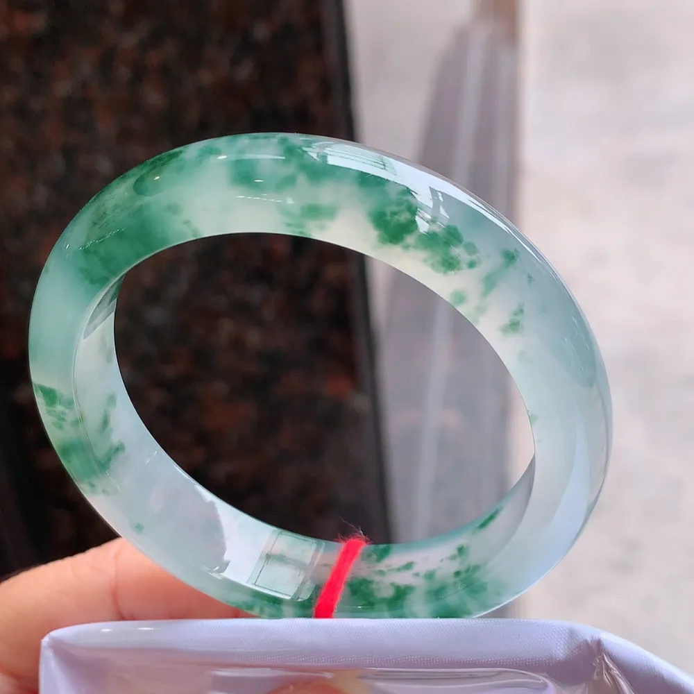 正圈冰玻飘花 无瑕 尺寸:56.2/13.1/8.4起刚光 高品质 🥰🥰